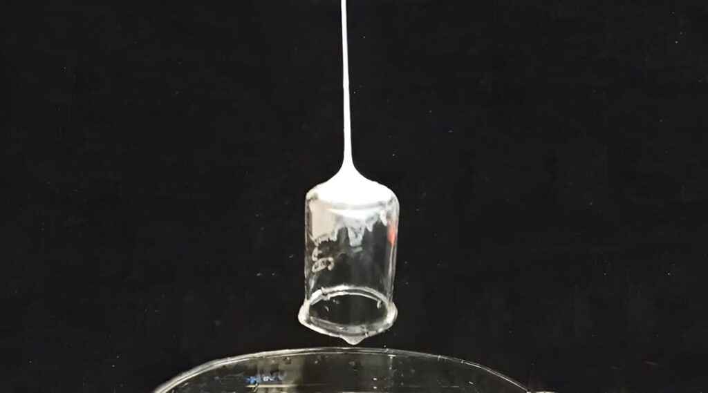 เครื่องยิงใยของ Spider-Man