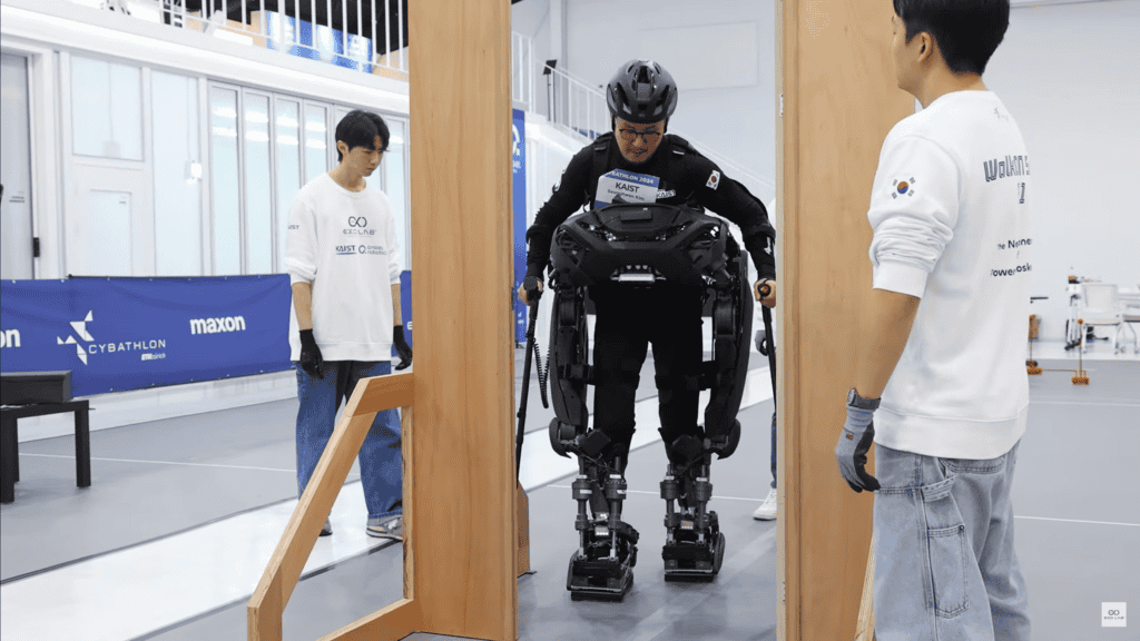 WalkON Suit F1 หุ่นยนต์ช่วยเดิน