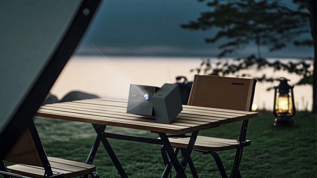 TCL PlayCube โปรเจคเตอร์