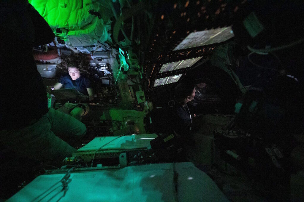 NASA เผยภาพด้านไกลของดวงจันทร์